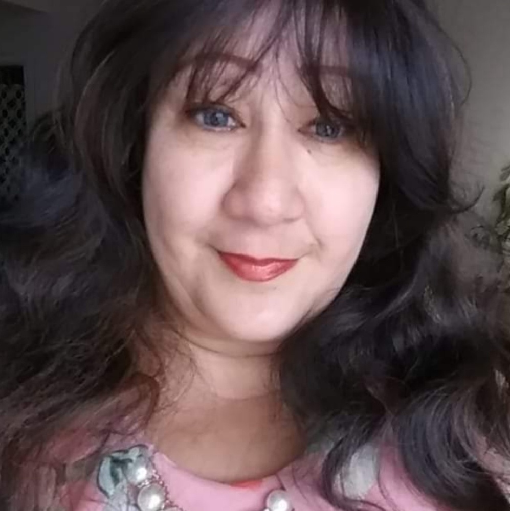Meet your Posher, Lorrie